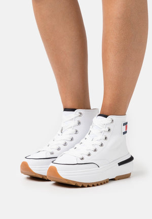 TOMMY HILFIGER CLEAT MID RUN W - Footcourt Egypt