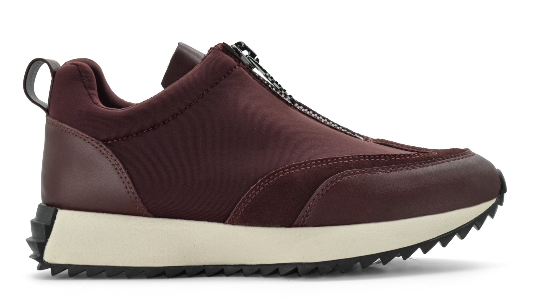 DKNY NOAH Footcourt Egypt