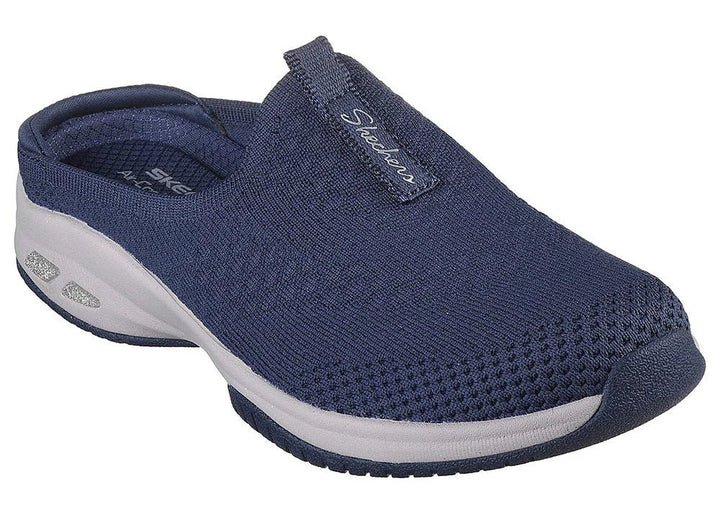 SKECHERS Relaxed Fit: Active Commute Time - Snuggle VIbes - Footcourt Egypt