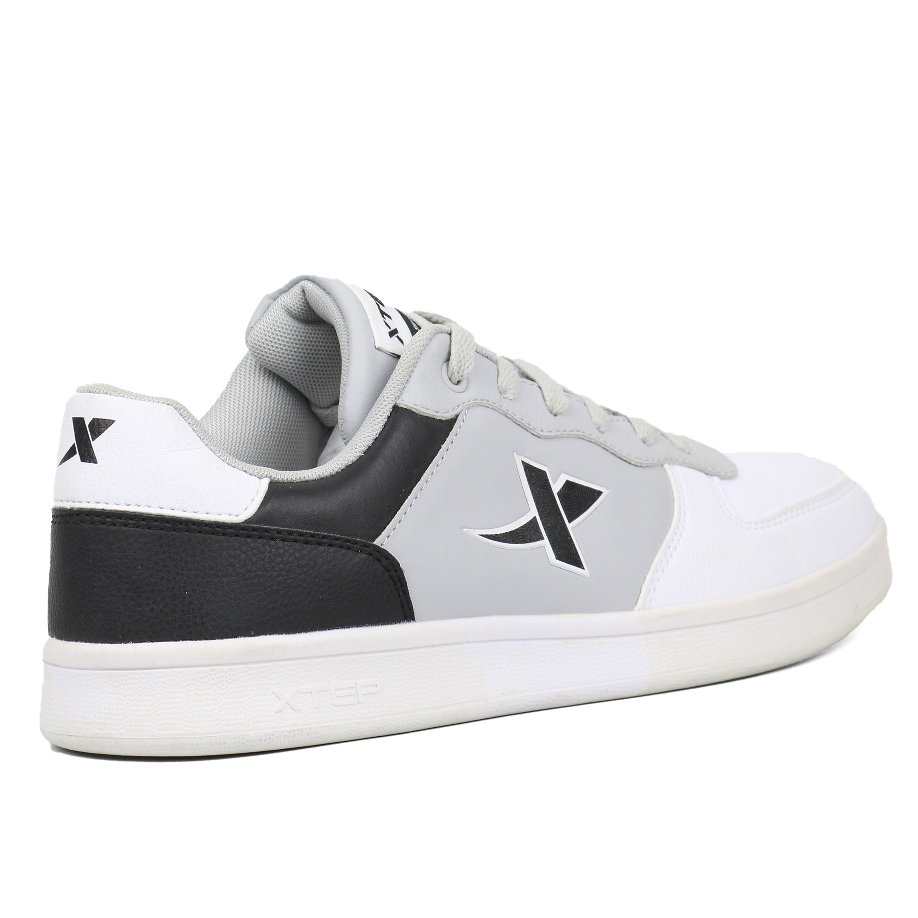XTEP Sports skateboarding shoe - Footcourt Egypt