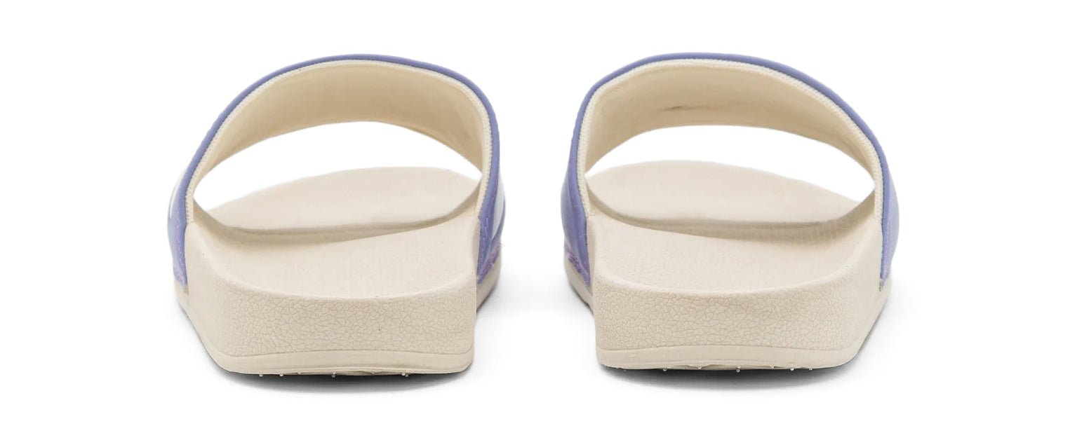 Levi's® Slippers June LS - Footcourt Egypt
