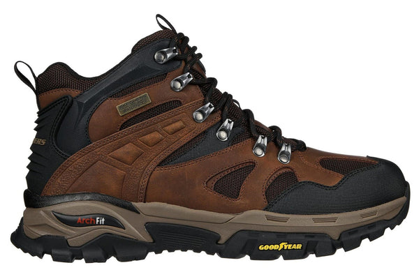 SKECHERS Relaxed Fit: Arch Fit Tarver - Footcourt Egypt