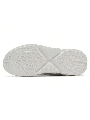 XTEP Casual Lightweight Breathable Mesh Sneakers - Footcourt Egypt