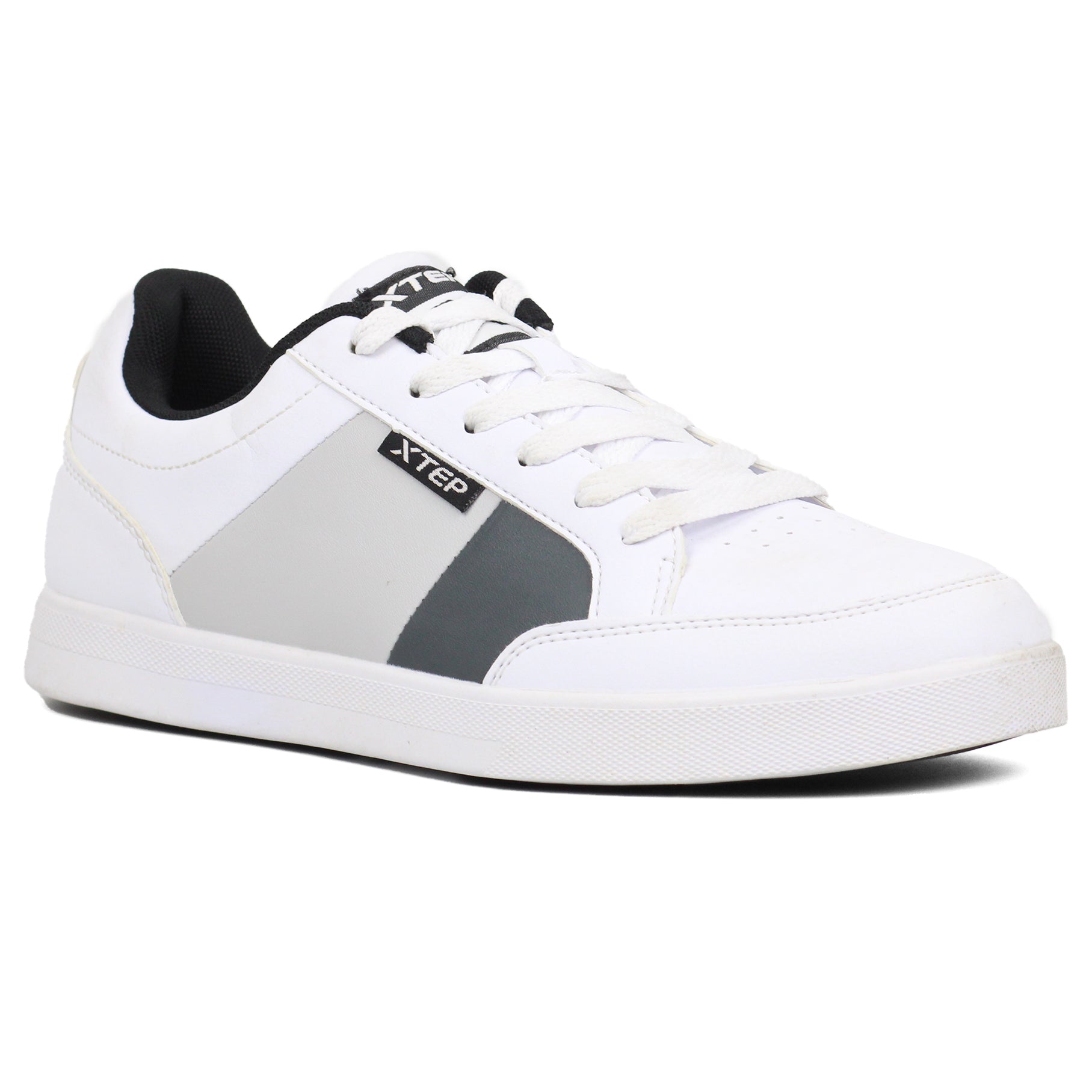 XTEP Low - Cut Skateboarding Shoes - Footcourt Egypt