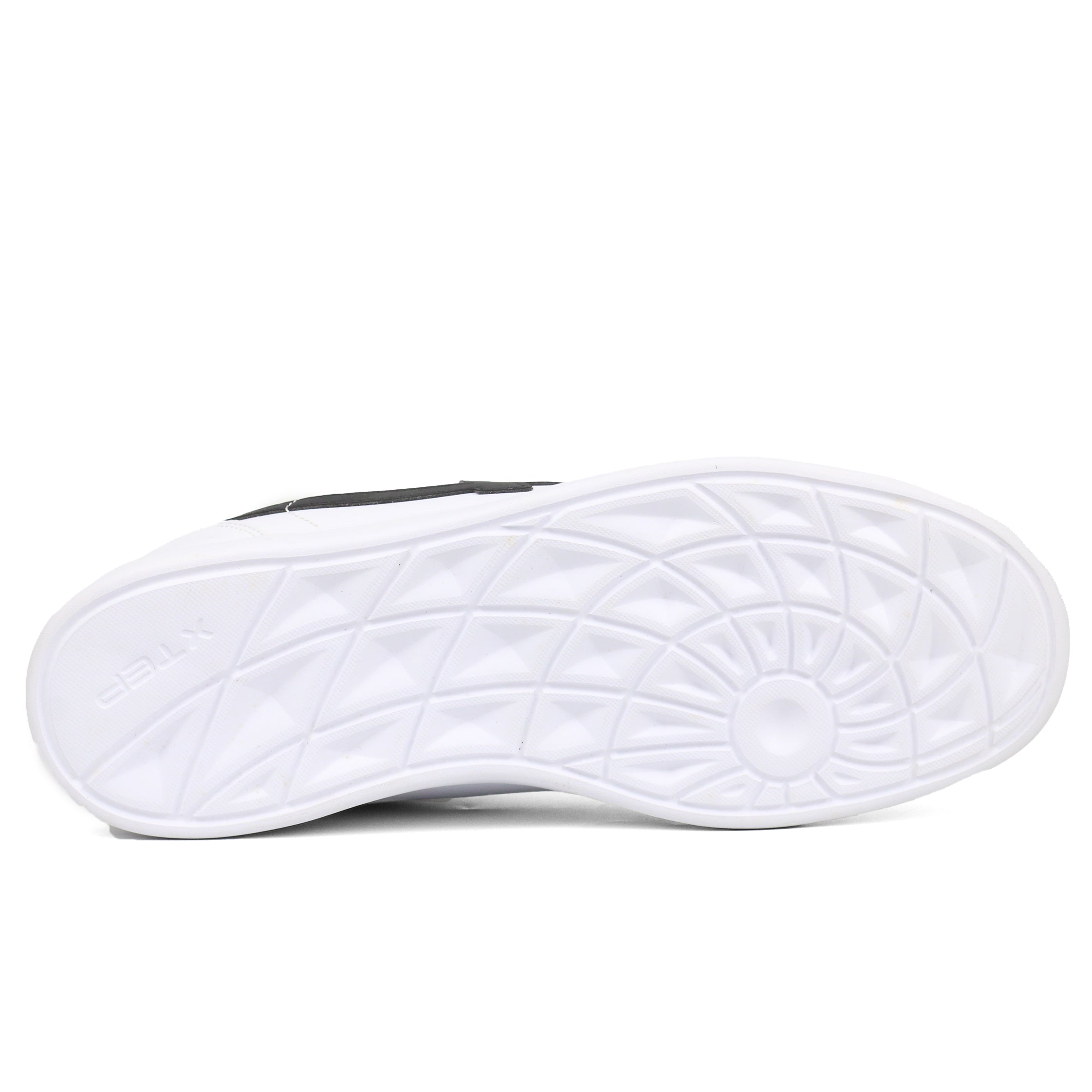 XTEP Clar Sneakers Shoes - Footcourt Egypt