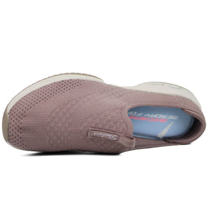 SKECHERS Relaxed Fit: Commute Time - Snuggle Vibes MVE - Footcourt Egypt