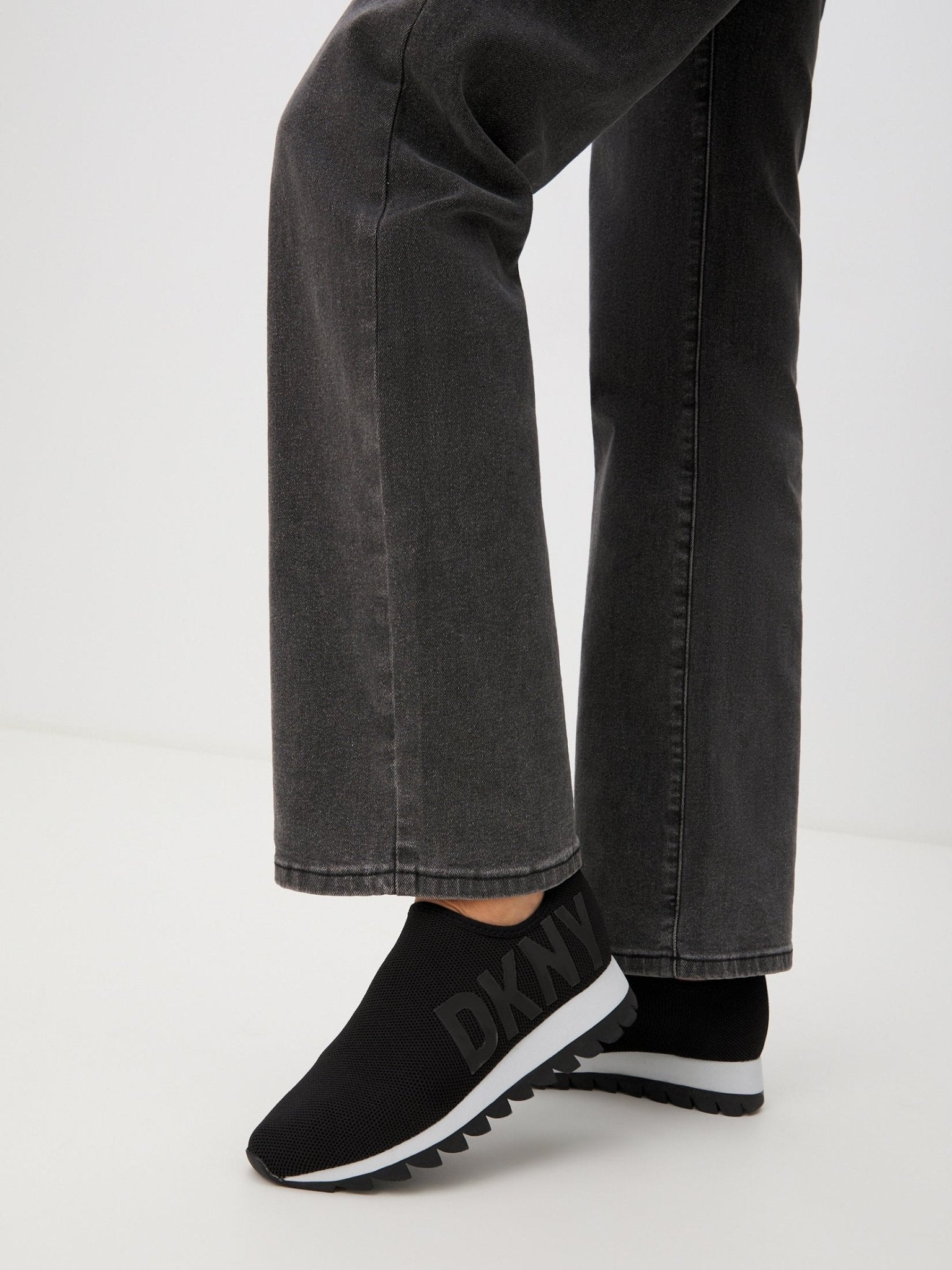DKNY AZIR - SLIP ON - Footcourt Egypt