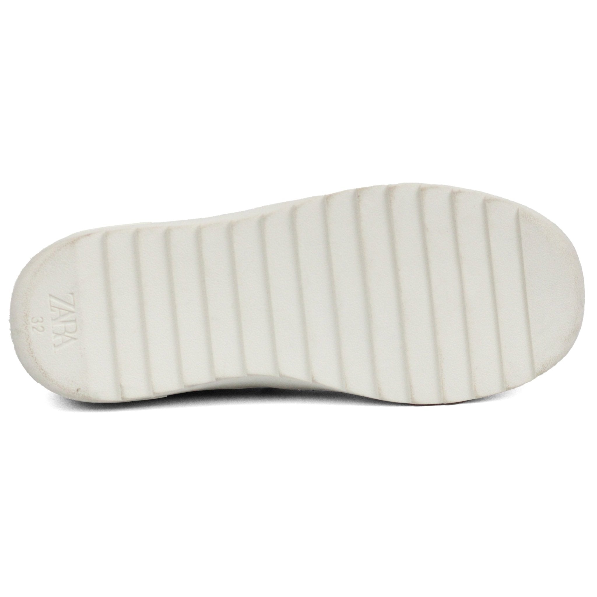 ZARA Good Vibes Stars Sneakers Wtrs - Footcourt Egypt