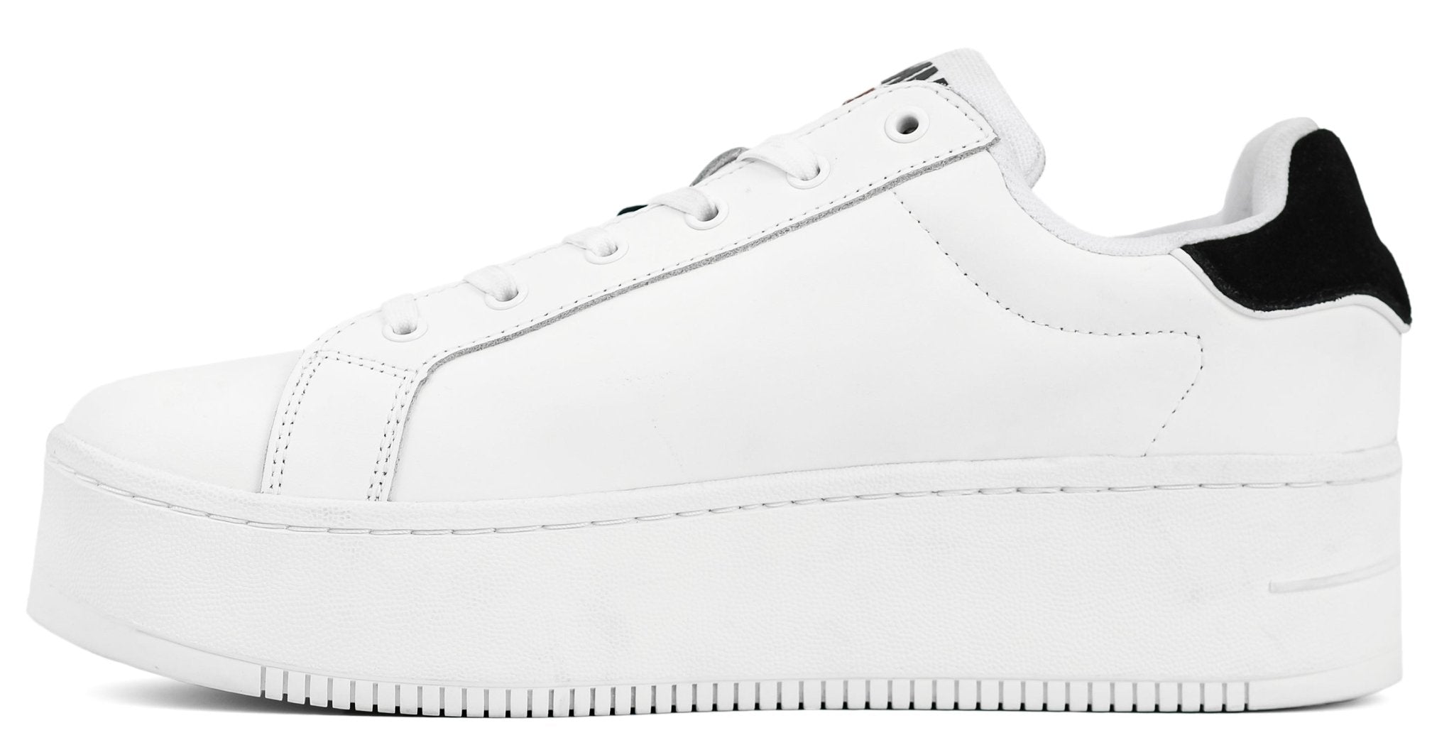 TOMMY HILFIGER Flatform Essential Sneakers - Footcourt Egypt