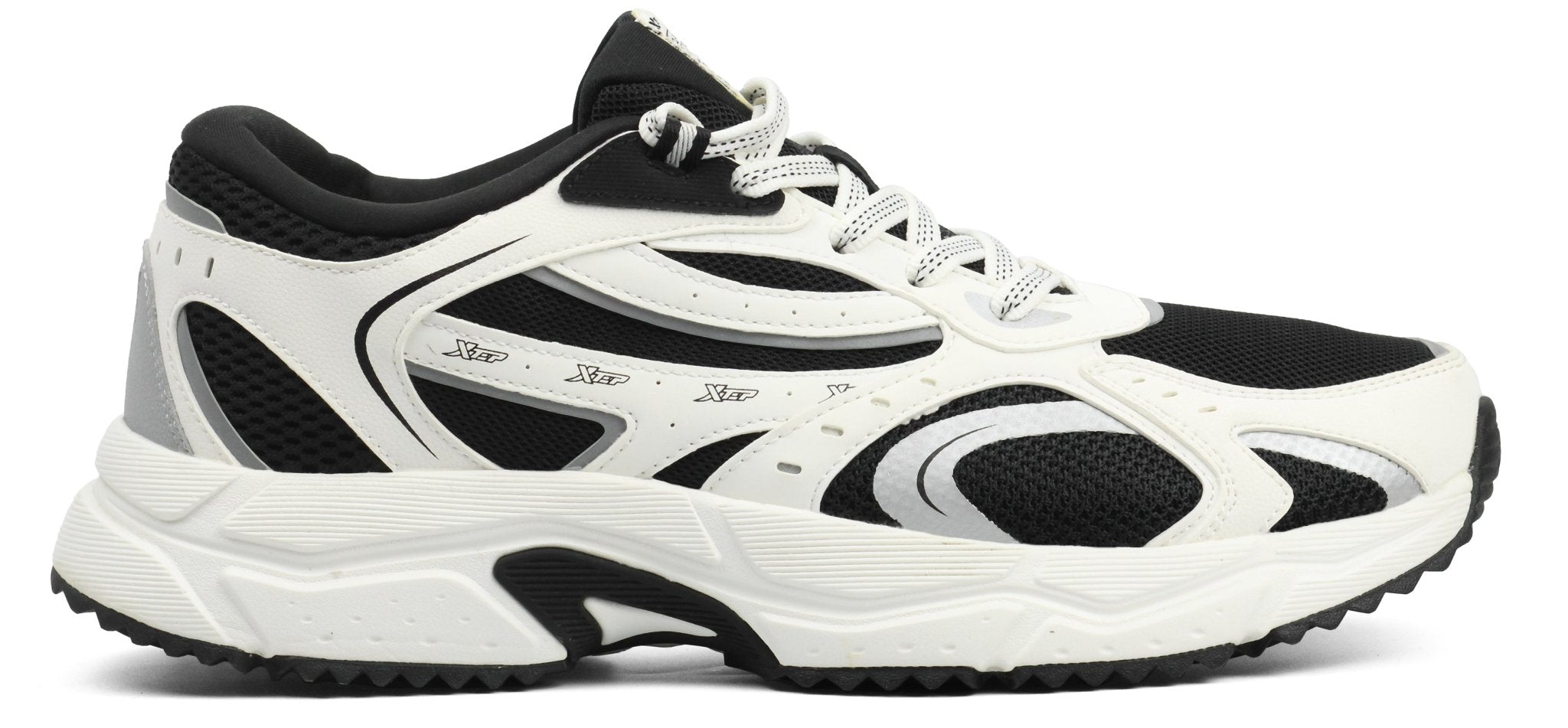 XTEP Men's Old School Running Shoes - Footcourt Egypt