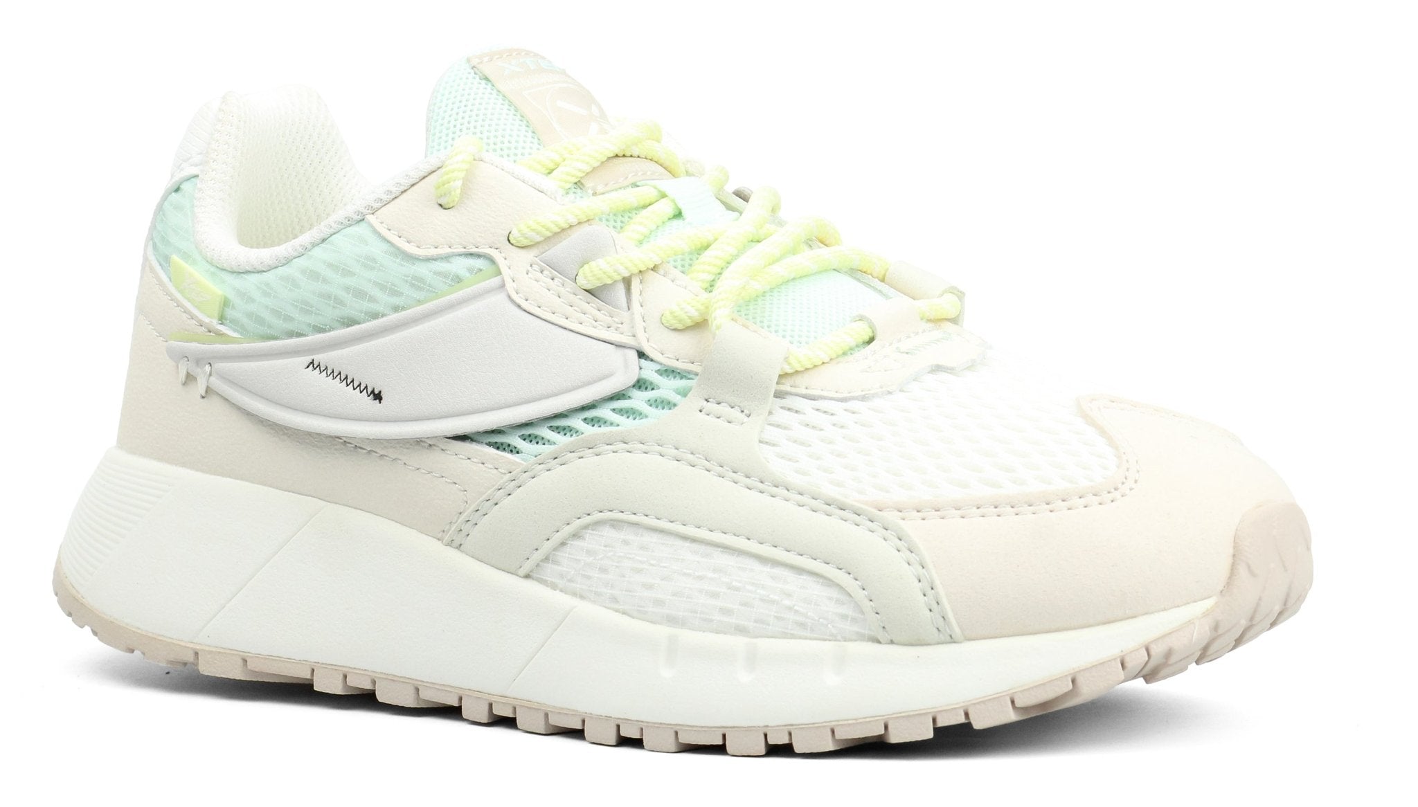 XTEP Retro Lightweight Casual Shoes - Footcourt Egypt