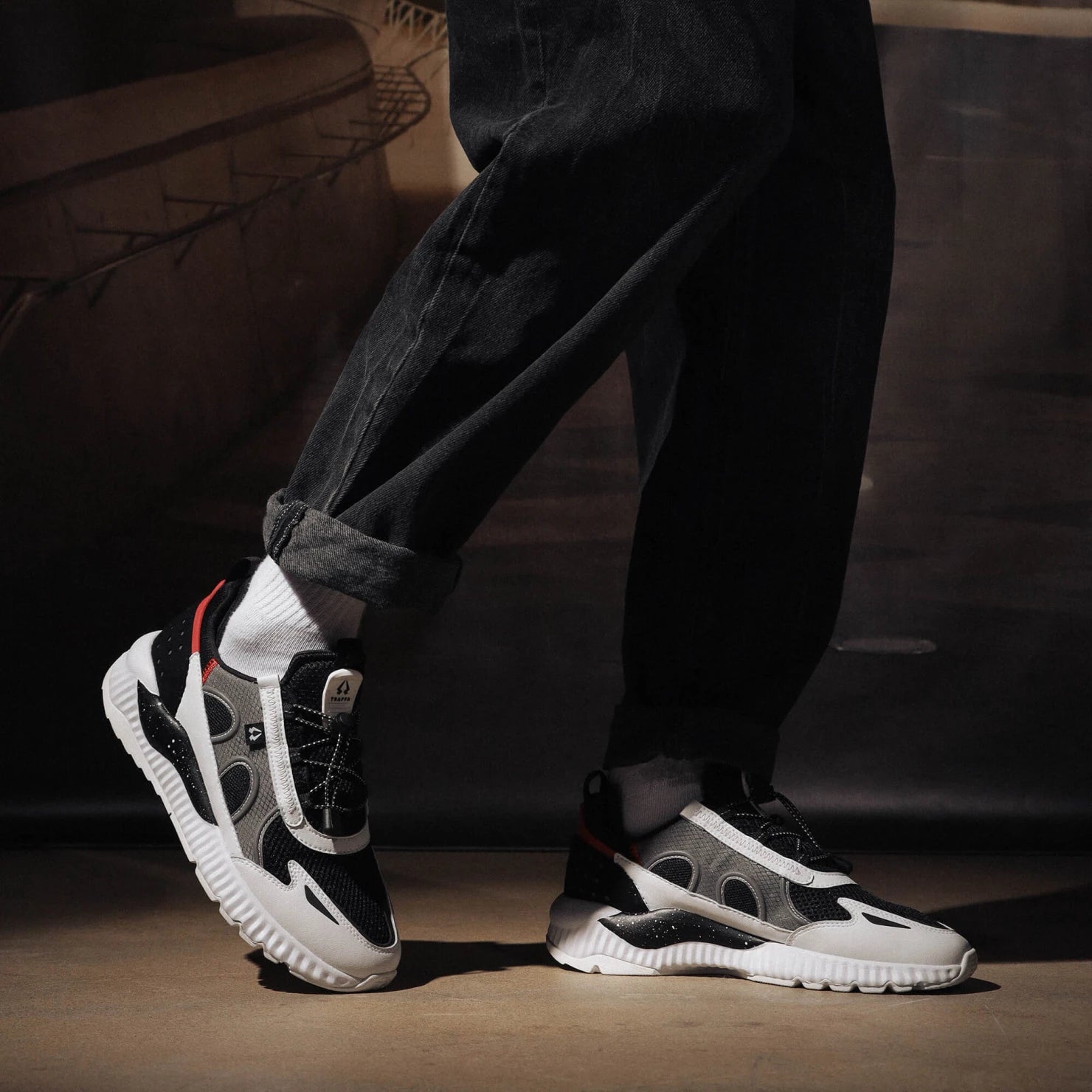 TRAFFA Vaan Zii Sneakers - Footcourt Egypt
