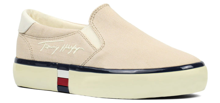 TOMMY HILFIGER Roaklyn Women - Footcourt Egypt