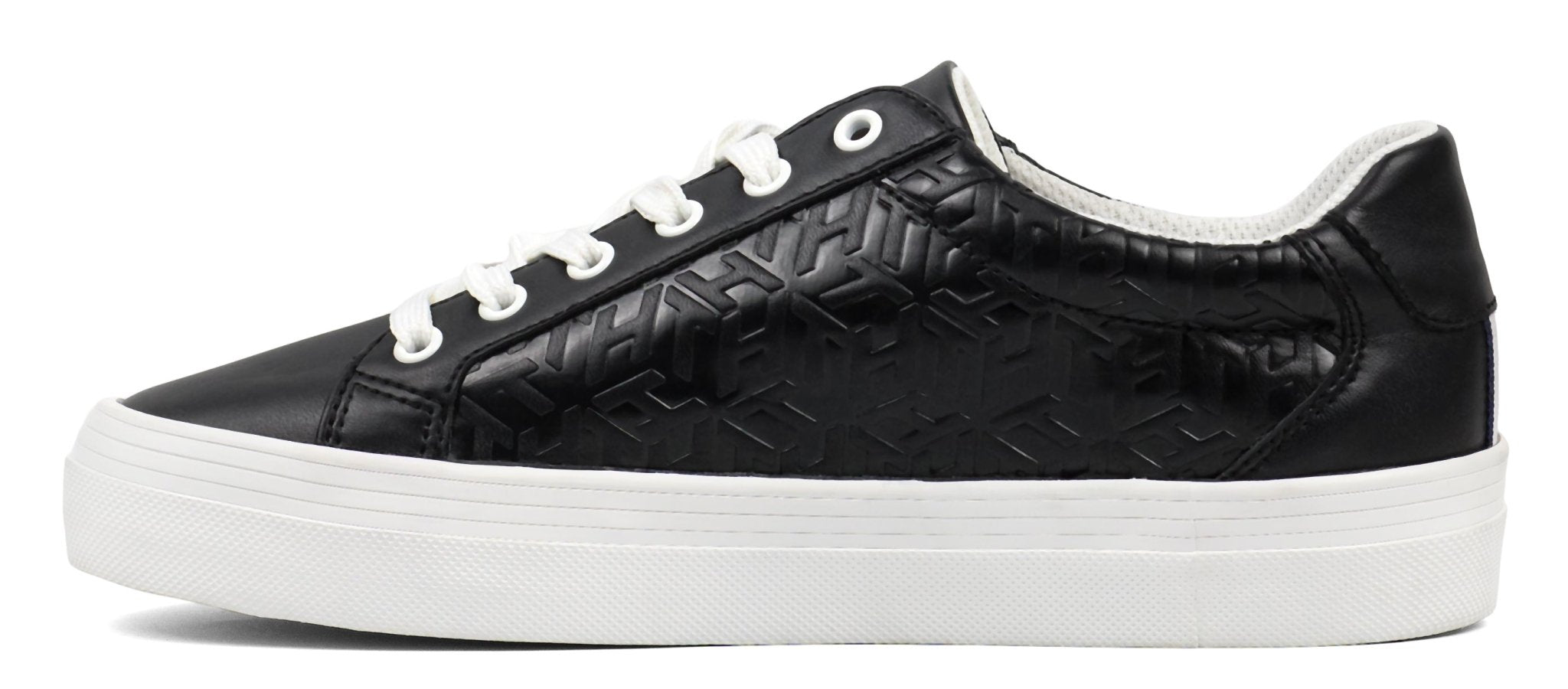 TOMMY HILFIGER Karl Lagerfeld - Footcourt Egypt