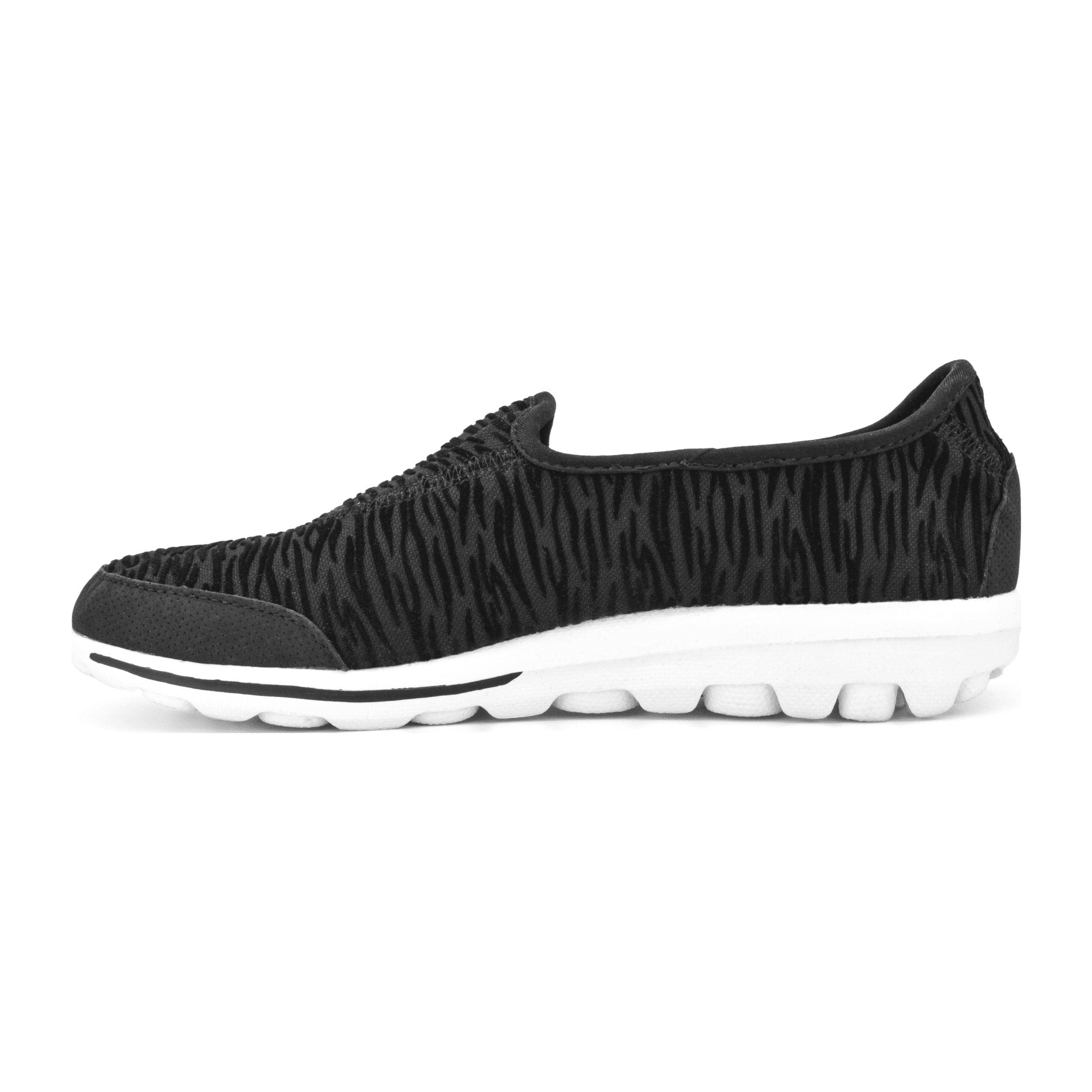 SKECHERS Go Walk Upstage, Women's Slip - On - Footcourt Egypt