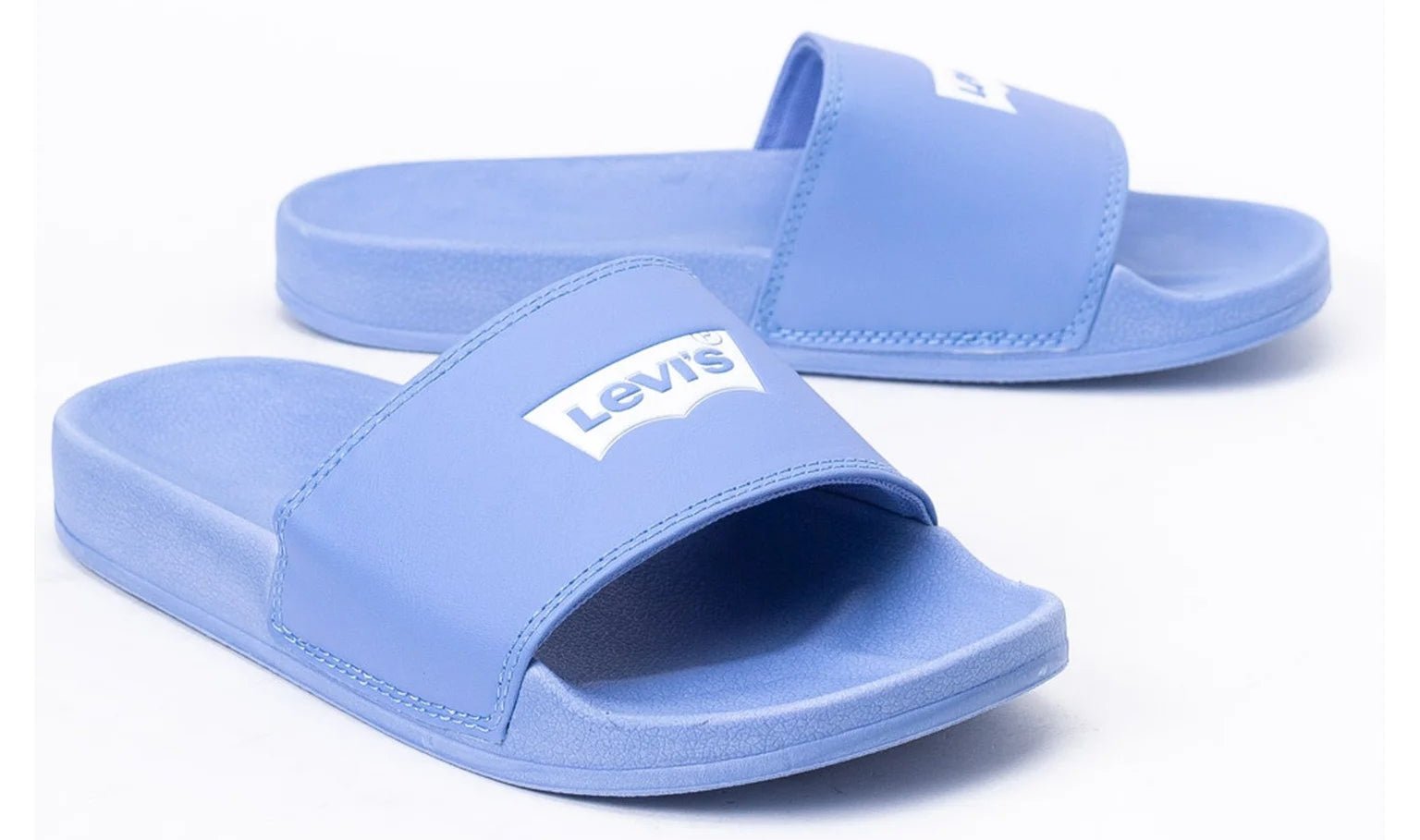 Levi's June Batwing S Slides Pool - Footcourt Egypt