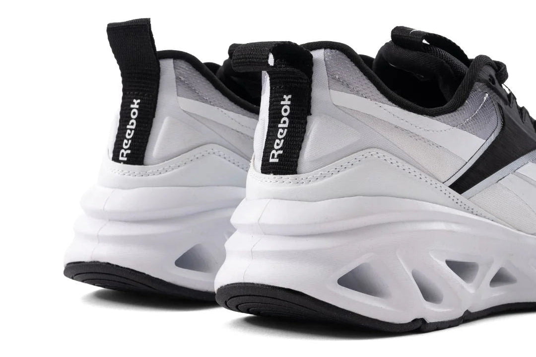 Reebok Zig Dynamica 5 Trainers Men - Footcourt Egypt