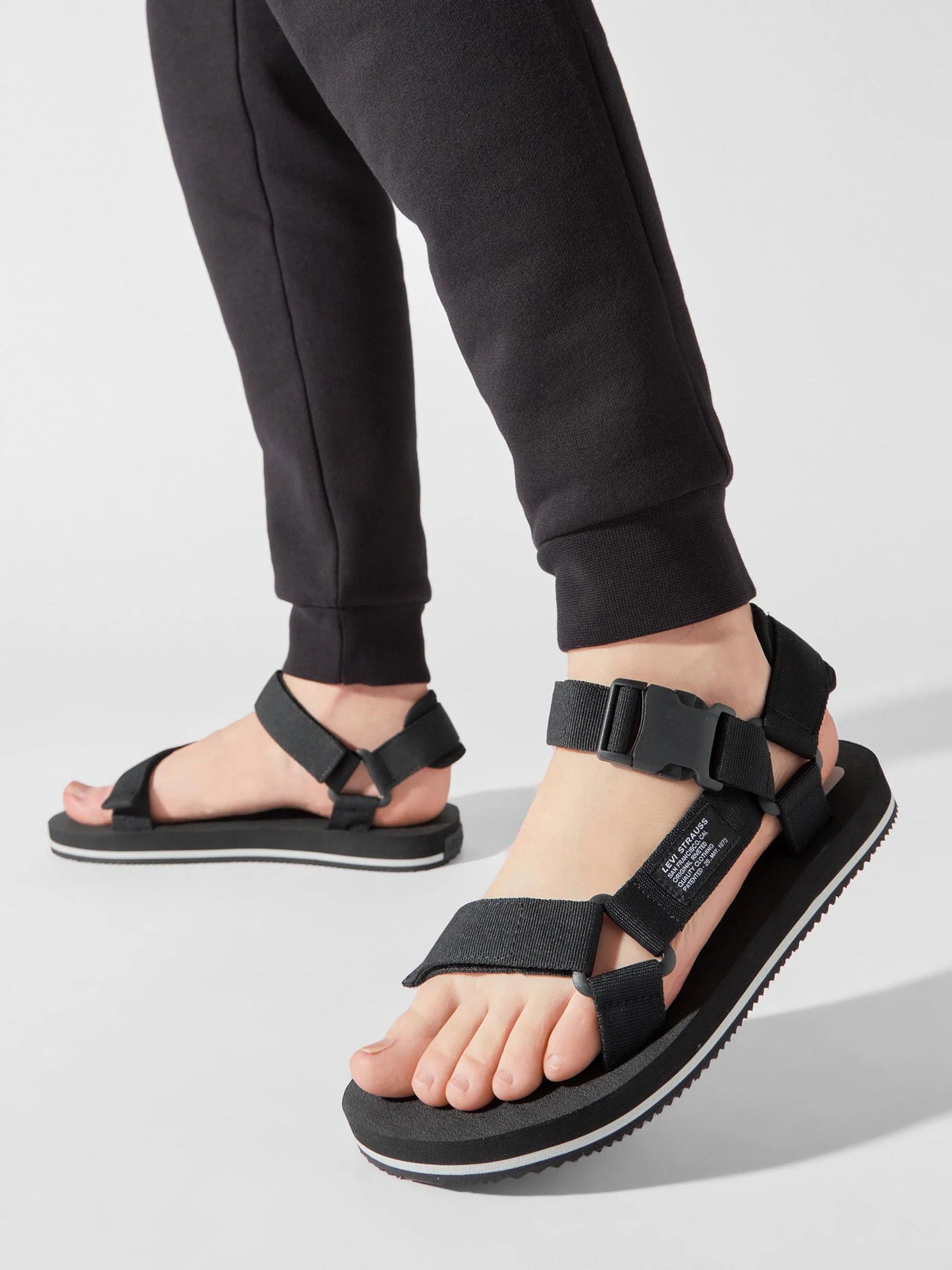 Levi's Tahoe Refresh Sandals - Footcourt Egypt