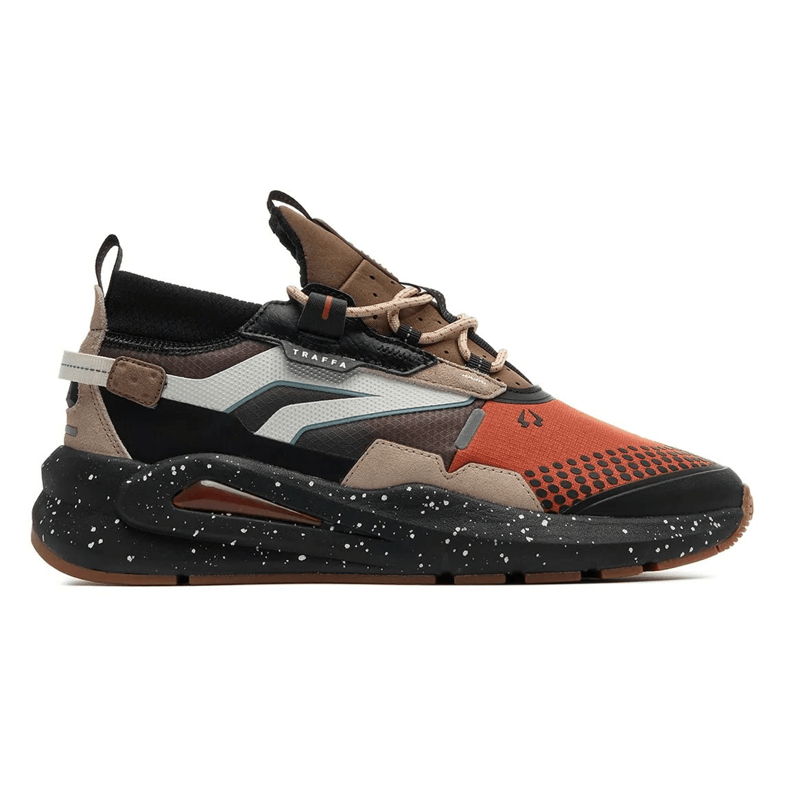TRAFFA Kanda Insulated Sneakers - Footcourt Egypt