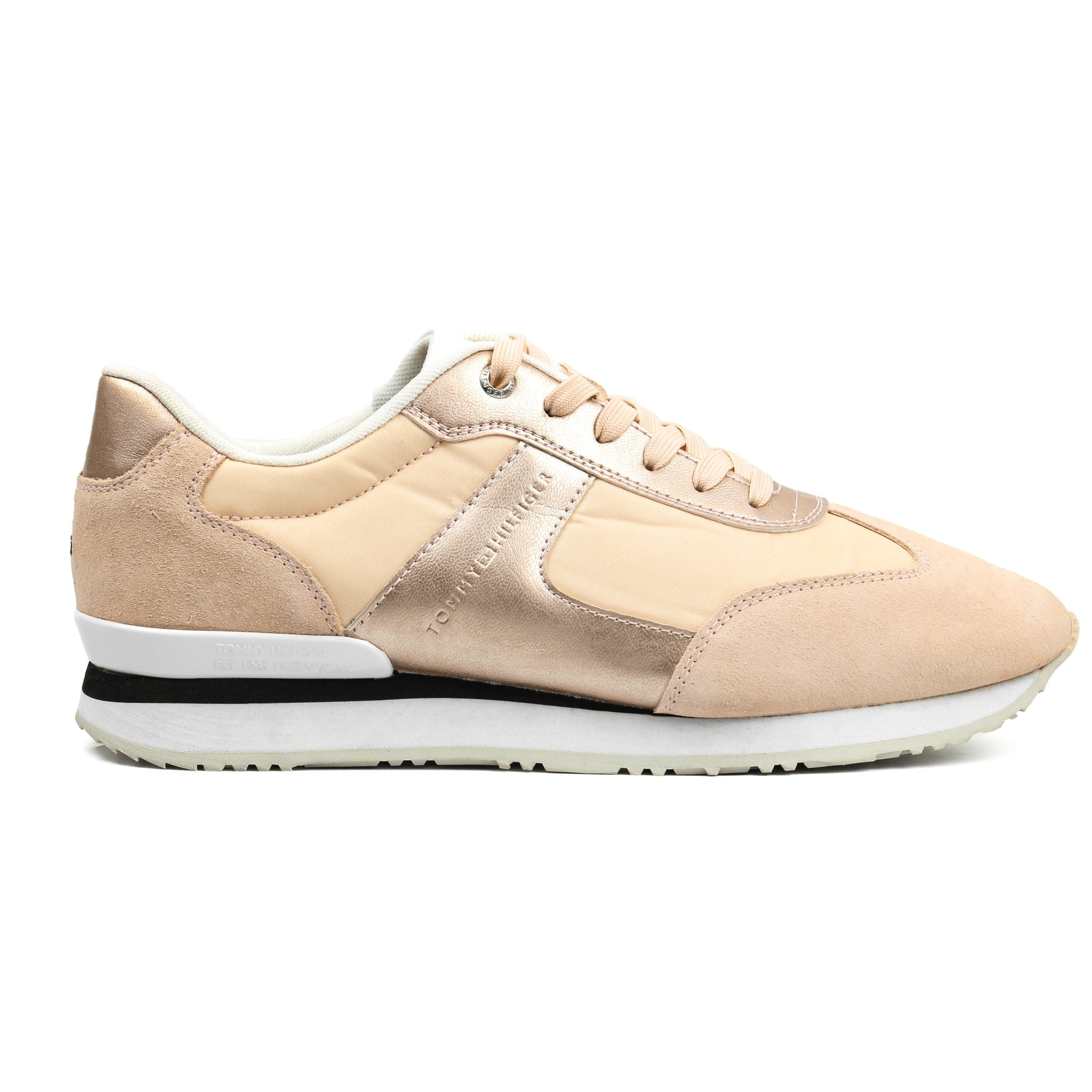 TOMMY HILFIGER Contrast Heel Trainers - Footcourt Egypt