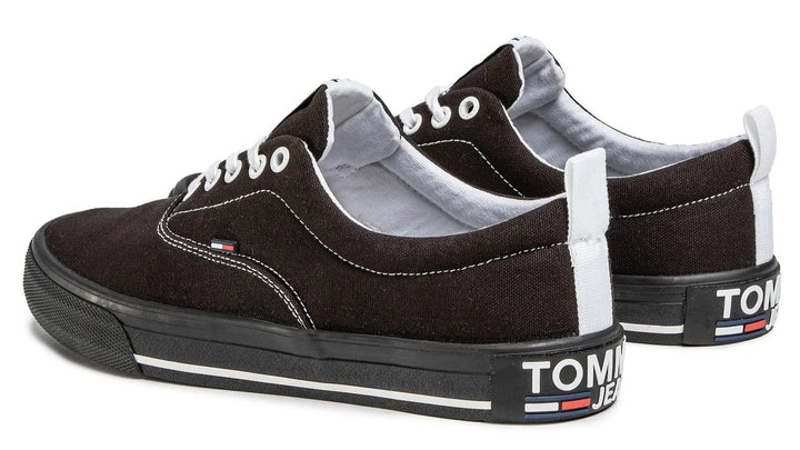 TOMMY HILFIGER Lowcut Essential Women's Sneaker - Footcourt Egypt