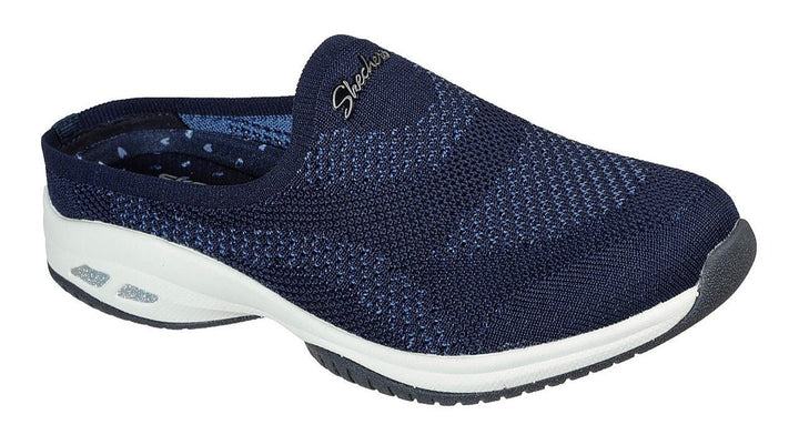 Skechers Women's Breathe-Easy Simple Pleasure Stretch Collar Scooped Knit Bungee Slip On - Footcourt Egypt