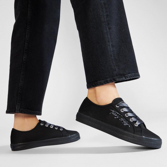 Tommy Hilfiger Essential Gradient Sneaker - Footcourt Egypt