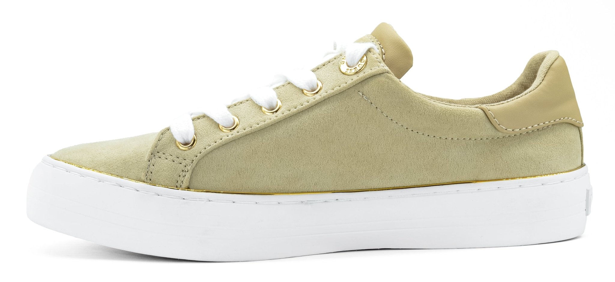 Sports shoes GUESS - Footcourt Egypt