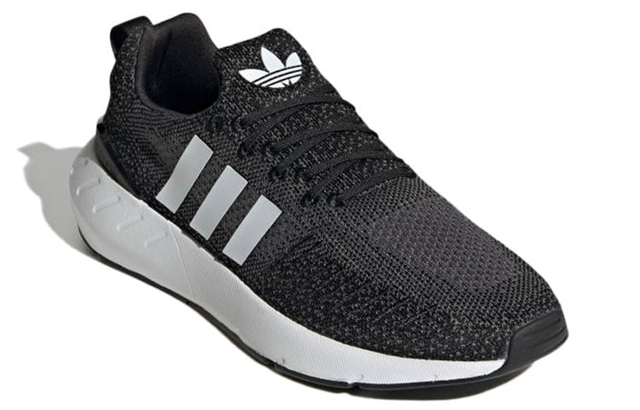 ADIDAS SWIFT RUN 22 SHOES – Footcourt Egypt - Main Image