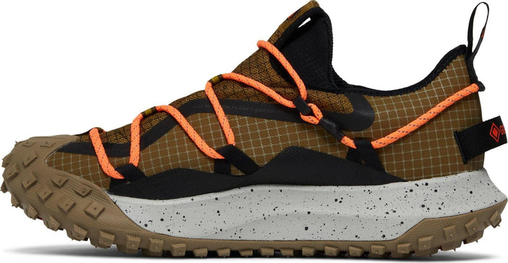 ACG Mountain Fly Low GTX SE 'Hazel Rush' - Nike