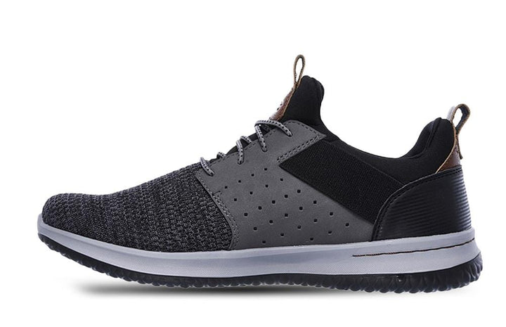 Delson Axton - Skechers