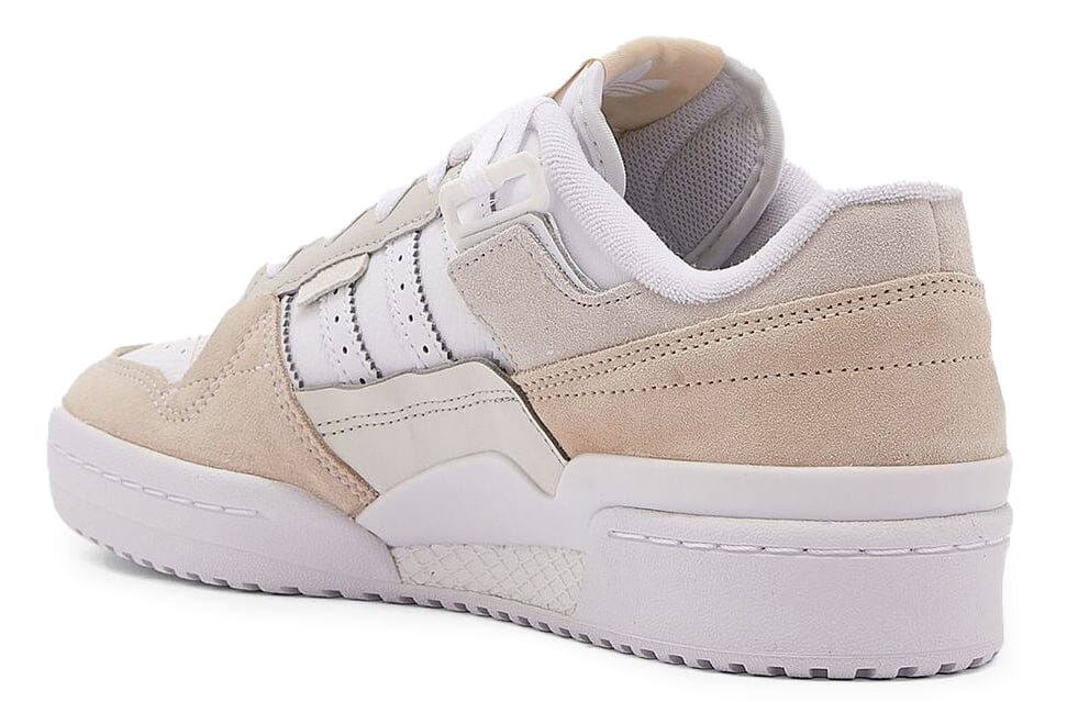 sneaker forum exhibit low