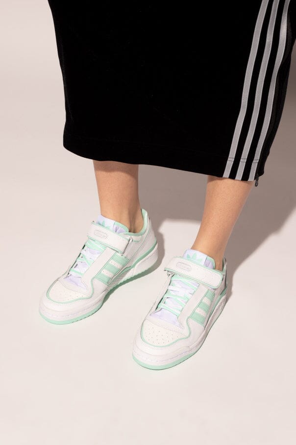 FORUM PLUS SHOES - Adidas