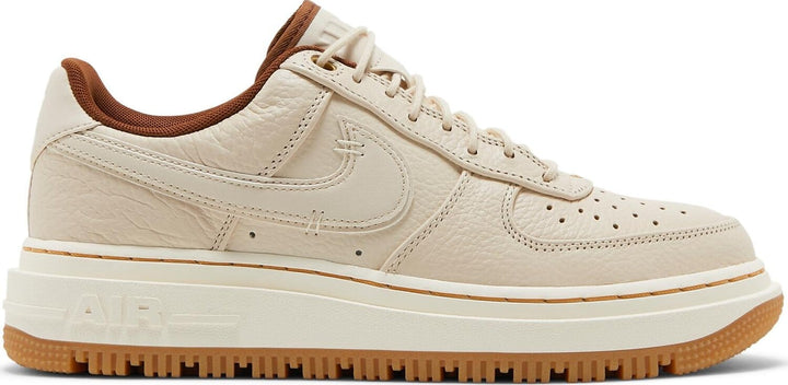 NIKE AIR FORCE 1 LUXE - Nike