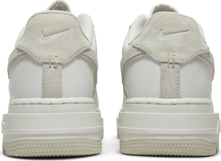Nike Air Force 1 Luxe - Nike
