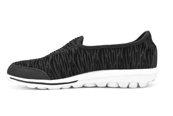 Skechers Go Walk Upstage, Women's Slip-On - Footcourt Egypt