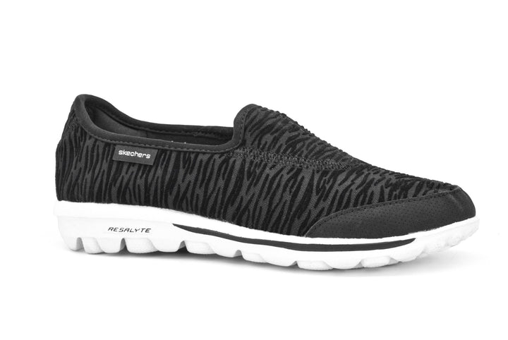 SKECHERS Go Walk Upstage, Women's Slip-On