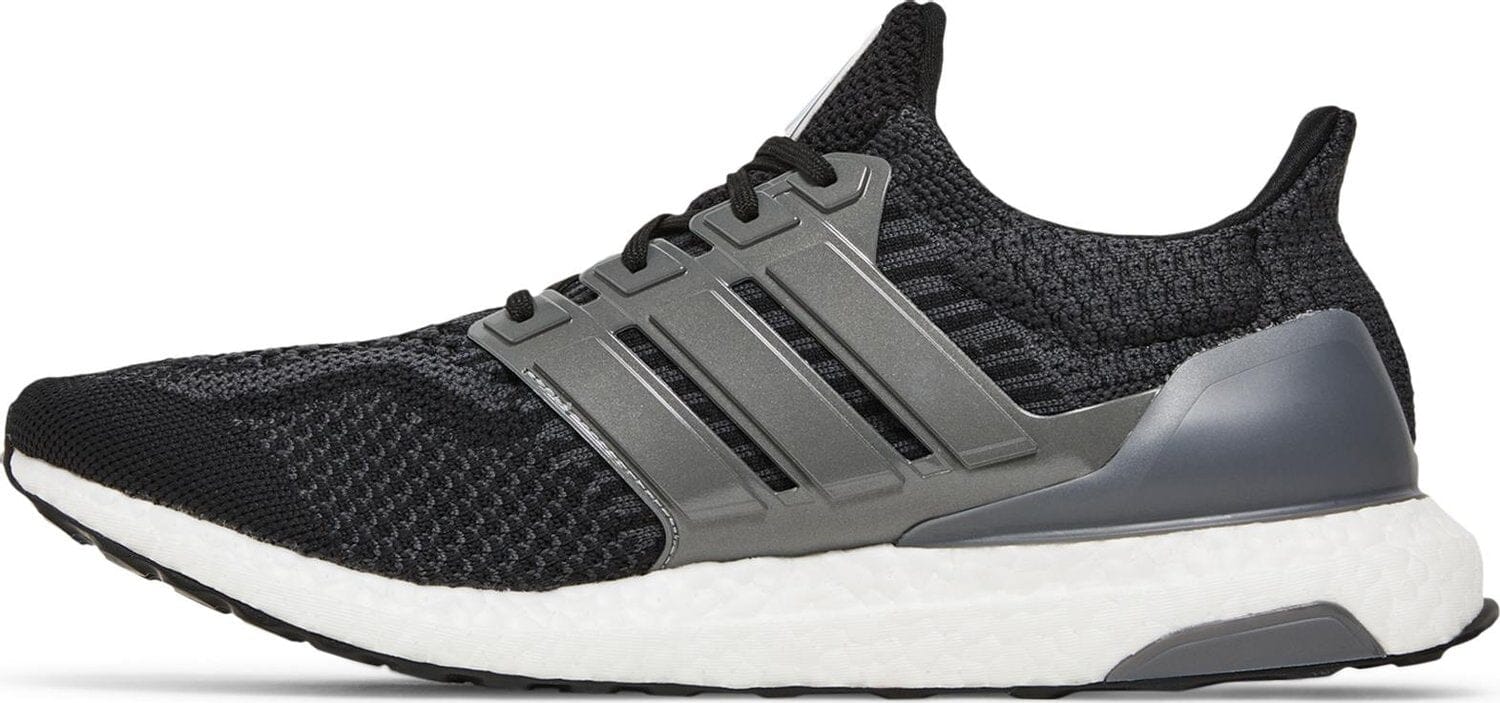 ULTRABOOST 5.0 DNA SHOES - Adidas
